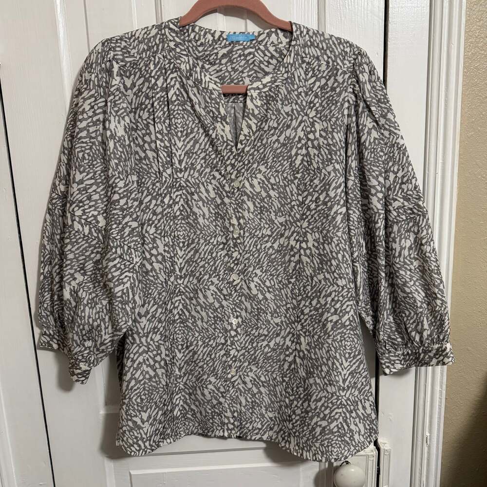 J. Mclaughlin Blouse Gray Animal Print Silk Blend Button Up Puff Sleeve XL